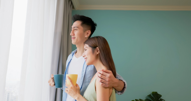 生肖屬牛、羊、豬、狗、龍是好老公代表，不僅非常疼愛老婆，而且也懂得體諒她們。（示意圖／Shutterstock）