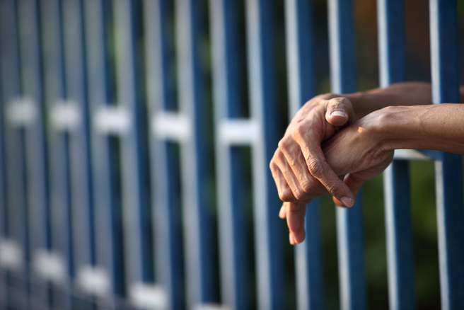 美国天气酷热难耐，德州监狱囚犯热到昏倒。（示意图／shutterstock）