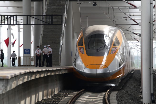 一名台湾男子到大陆搭高铁，和多名当地人发生口角。（图／示意图，达志影像）