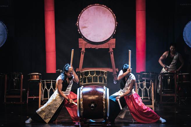 敲出撼动人心鼓声的「和太鼓奏流TAIWAN」。（礁溪乡公所提供／吴佩蓉宜兰传真）