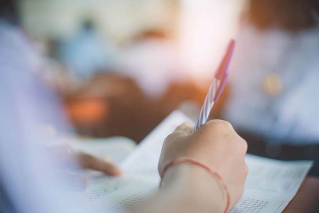 教育部表示，今年高中职免试入学录取率达98.75％。（示意图/shutterstock达志影像）