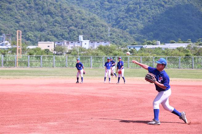 花莲县少棒代表队7月底将代表台湾参加WSBC U12世界杯，出战全球12支少棒代表队。（花莲县政府提供／罗亦晽花莲传真）