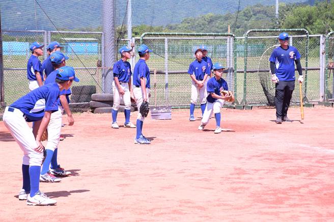 花莲县少棒代表队7月底将代表台湾参加WSBC U12世界杯，出战全球12支少棒代表队。（花莲县政府提供／罗亦晽花莲传真）