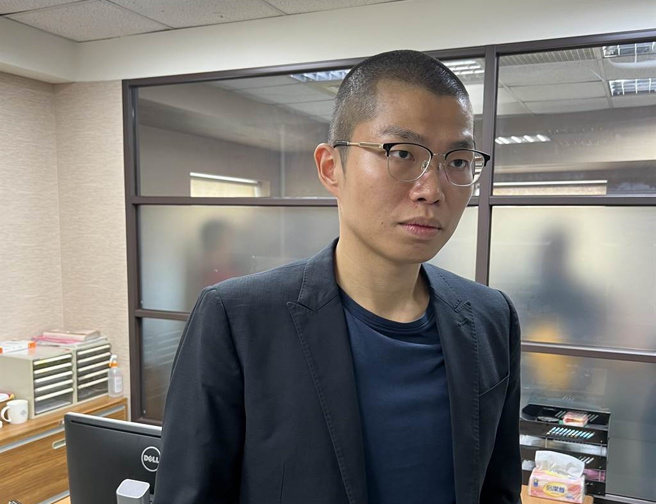 負責處理5億高中生案的律師許哲維透露，接下此案的契機是收到負責處理高中生遺體的禮儀社社長聯繫，社長認為遺體疑點重重。（中時資料照／林欣儀攝）