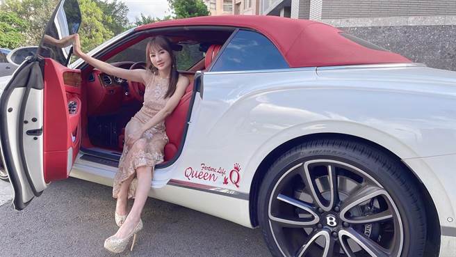 王宥忻近来减少让司机开宾利豪车接送她。（新北绿盟提供）