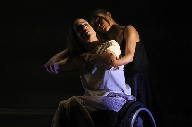 滞留岛舞蹈剧场带着作品《冰河时期》于7月初赴美交流演出。（黄煚哲摄，滞留岛舞蹈剧场提供／李欣恬台北传真）