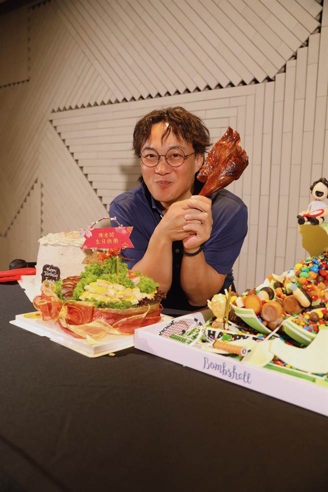 陈奕迅前天在香港跟数百名歌迷聚会庆生。(My Kan Wonderland Limited 提供)