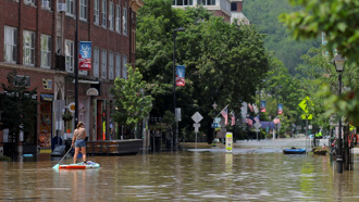 洪水淹沒首府市中心 拜登宣布佛蒙特州進入緊急狀態