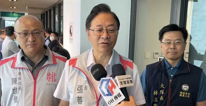 桃园市11日有7名学生到小乌来宇内溪戏水酿3死意外，桃园市长张善政今天表示，已提供3名学生家庭慰问金，也会对生还同学进行创伤辅导，另将会对水域加强盘点。（赖佑维摄）