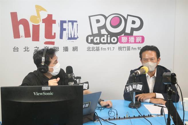 民进党立委林俊宪12日接受广播节目《POP撞新闻》专访，谈2024选战。（POP撞新闻提供）