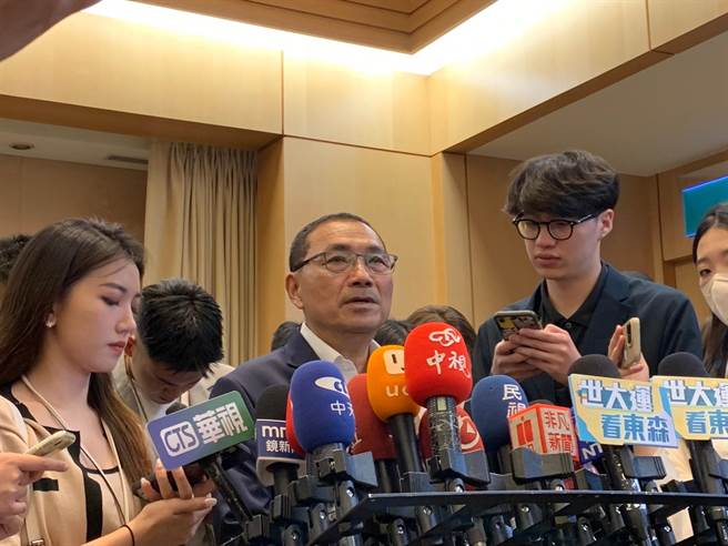 全代会前侯友宜台中、新北、桃园连办三场造势。（叶德正摄）