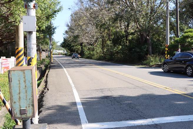 苗栗縣道128線預計8月起展開拓寬工程。（李京昇攝）