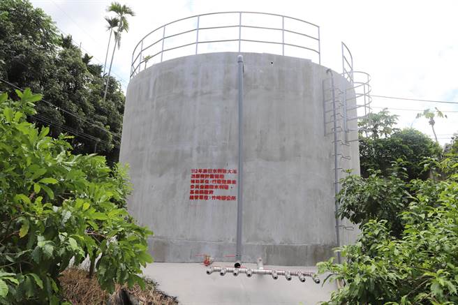 县府向农田水利署争取扩灌溉服务经费，设置5座各100吨的蓄水池，受益农地面积达103.9公顷。（吕妍庭摄）