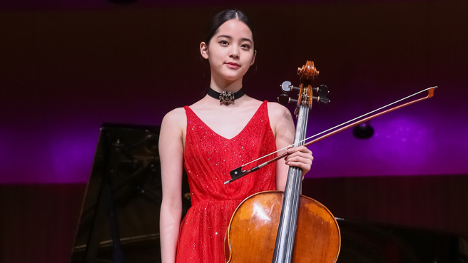 欧阳娜娜的大提琴技艺精湛，日前还举办成年生日音乐会。(图／中时资料照)