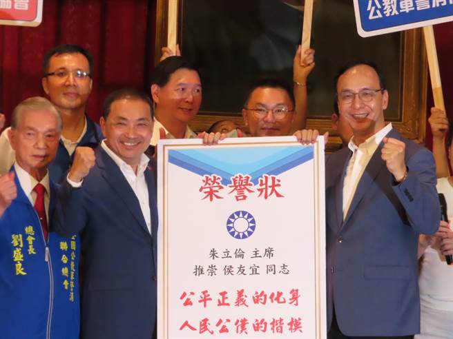 侯友宜：当选一定全面检讨退抚法。（叶德正摄）