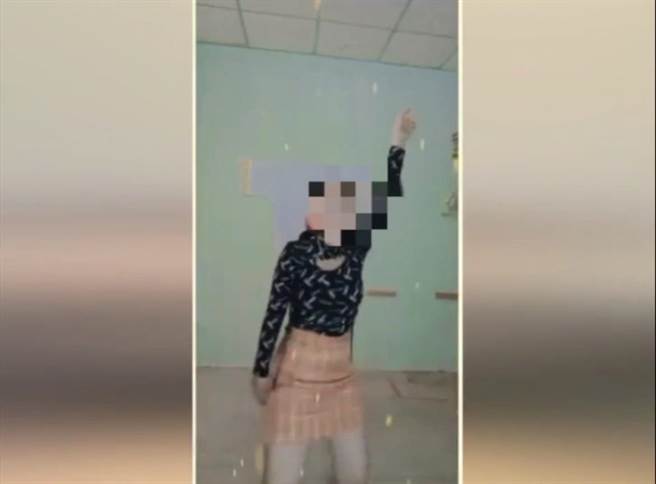 男子在脸书建立婚友社团，上传许多未成年少女自我介绍、扭腰摆臀跳舞影片。（翻摄照片／崔正纲高雄传真）