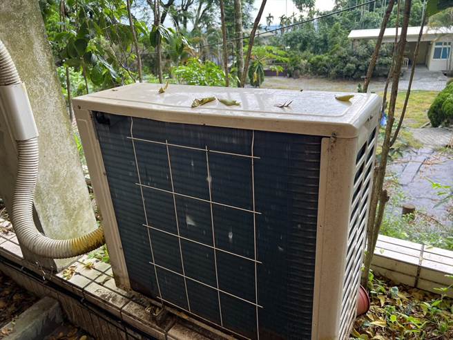 冷气机外观看起来正常。（民眾提供）