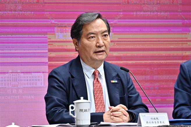 政务委员罗秉成。（行政院提供）