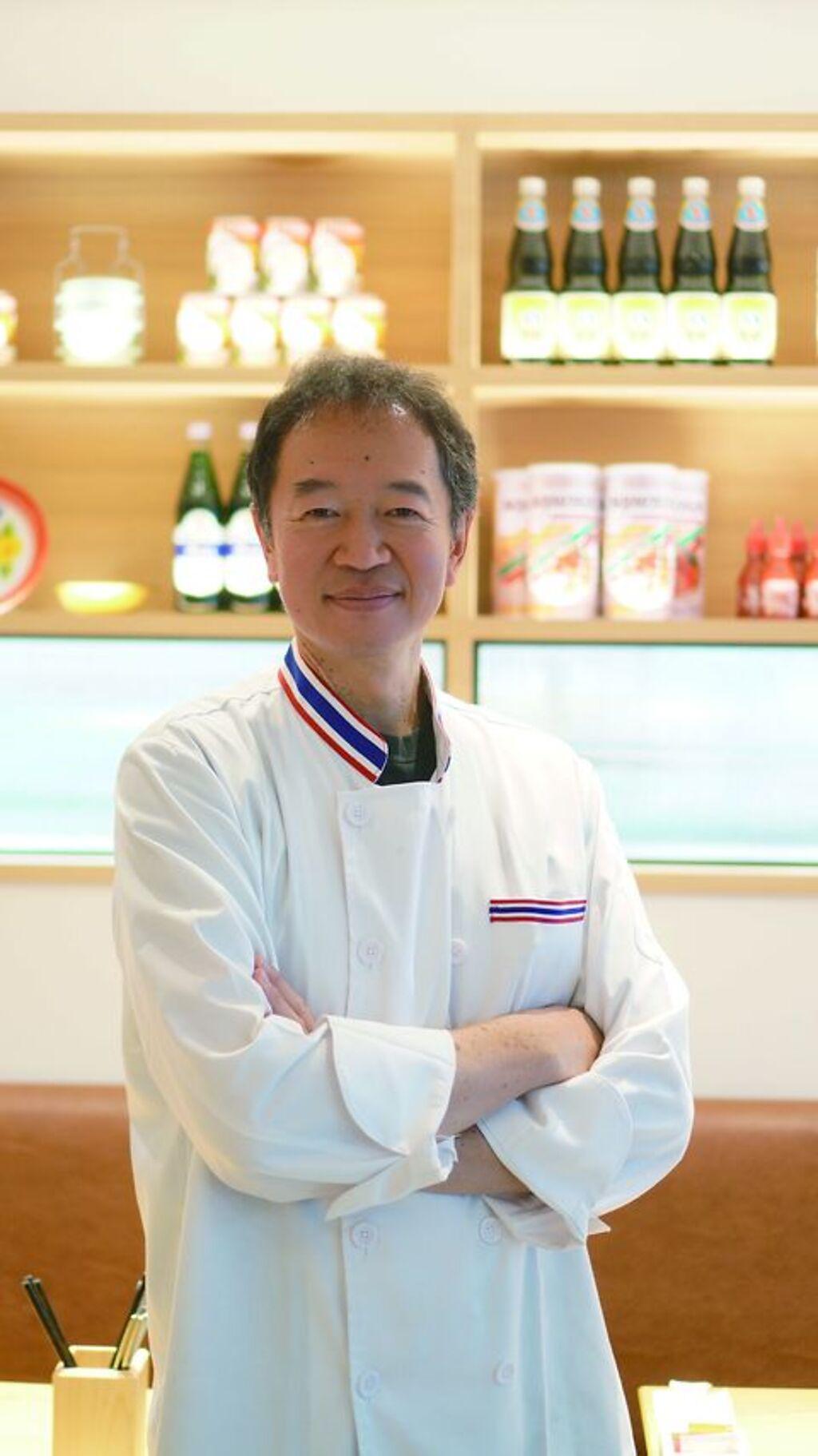 京都都喜天麗飯店暨ASAI四条旅店集團行政主廚 Chef Richard，以日本人的手藝，展現泰式料理的精粹。（張偉浩攝）