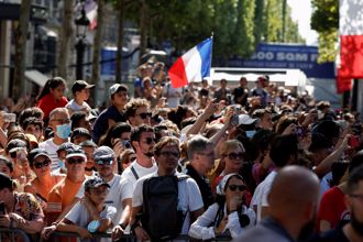 法國最低調國慶登場  多城取消慶祝避免暴動重演