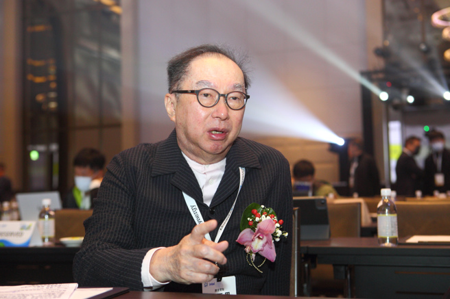 林百里率領廣達搭上AI列車。（圖／報系資料照）