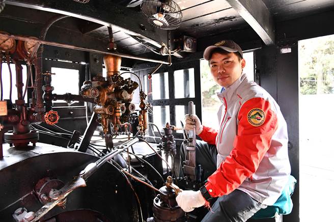 阿里山林鐵招募從業人員。（阿里山林鐵及文資管理處提供／廖素慧嘉市傳真）