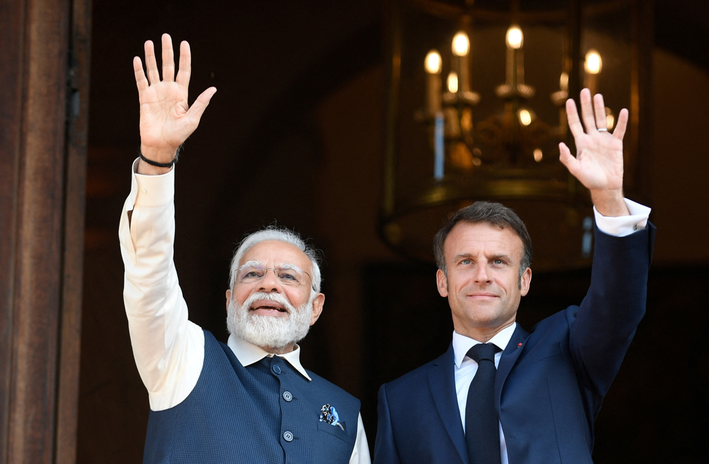 印度总理莫迪（左）在法国受到热烈欢迎。（图／路透社）(photo:ChinaTimes)