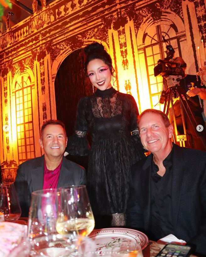 崔碧珈称与Bruce合照是出自礼貌。（图／IG@anitachui）