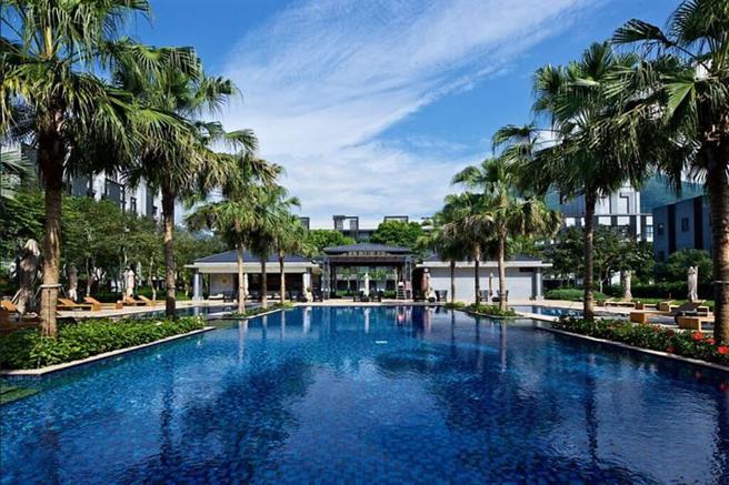 奇莱山洁净水源的露天泳池。　图：秧悦美地度假酒店／提供