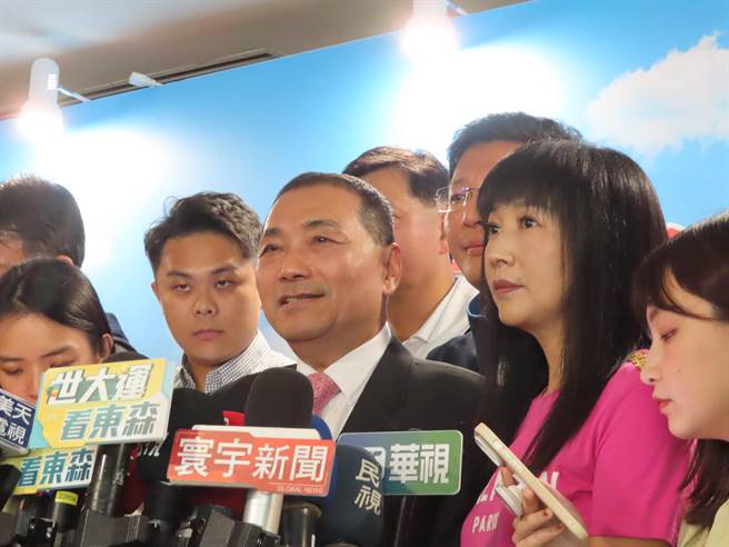 侯郭被朱立倫騙？侯友宜：團結一致砲口對外。（葉德正攝）