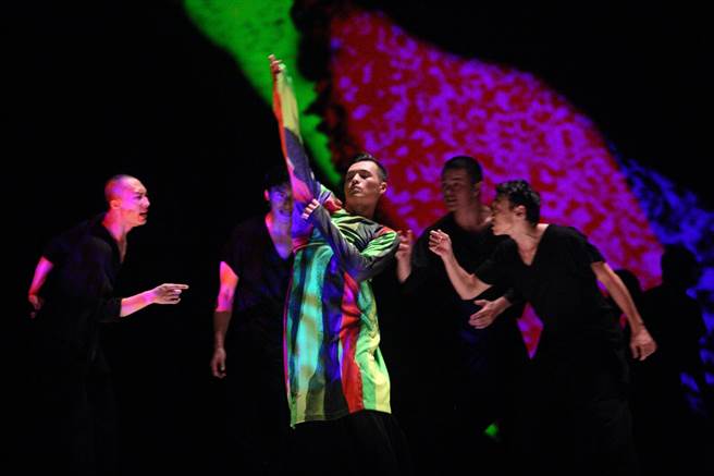 在户外公演结束后，云门冬天也将受邀至法国坎城与西班牙马德里、巴塞隆纳等多个城市演出。（张铠乙摄）