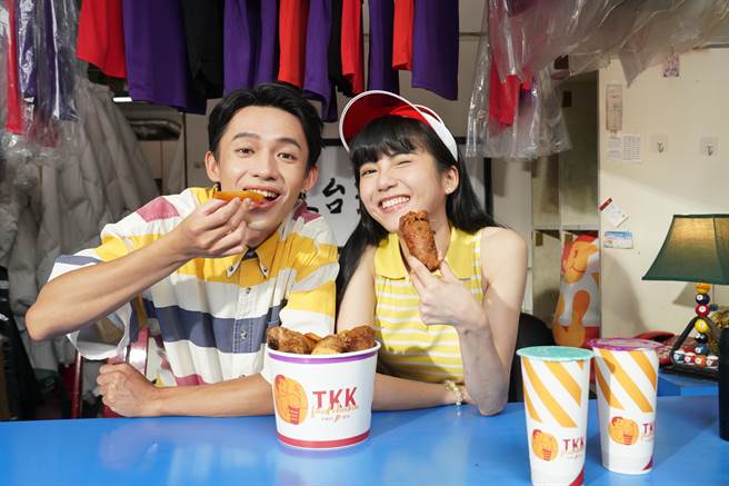 身分证有4或9，限时到顶呱呱消费可享呱呱包加购价只要10元的好康。（顶呱呱提供／朱世凯台北传真）