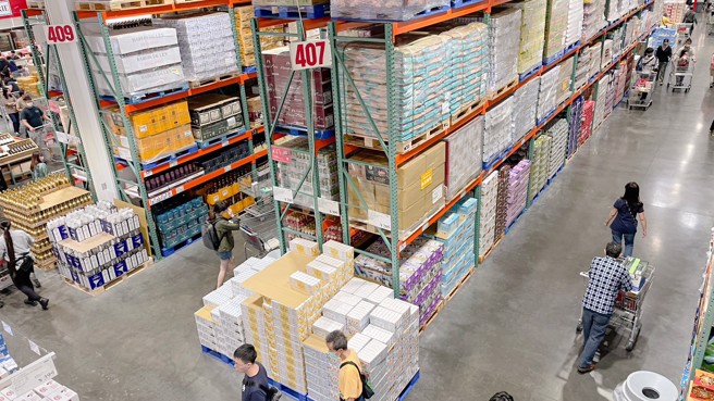 一名网友在好市多购买iPhone，却出现无法登入Apple ID的状况，令他一度怀疑不是新机。（资料照／杨雅婷摄）