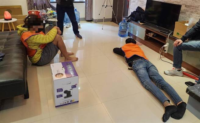 方姓男子等23名成员协助境外博弈或资金盘网站转帐赃款，从中抽成牟利。（高市刑大提供／袁庭尧高雄传真）