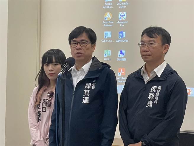 台积电先前宣布取消高雄厂28奈米计画，将调整为2奈米先进制程，高雄市长陈其迈表示，年初市府及中央就有收到通知，也都有充分沟通。（洪浩轩摄）