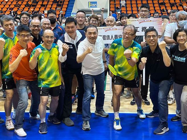 侯友宜主持新北市盃羽球及桌球錦標賽暨友誼賽開幕典禮。（王揚傑攝）