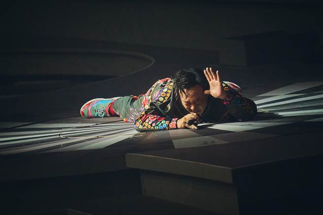 陈奕迅昨晚在台北小巨蛋举办第2场演唱会。 (环球音乐提供)