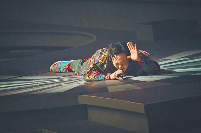 陈奕迅前晚在台北小巨蛋举办第2场演唱会。（环球音乐提供）