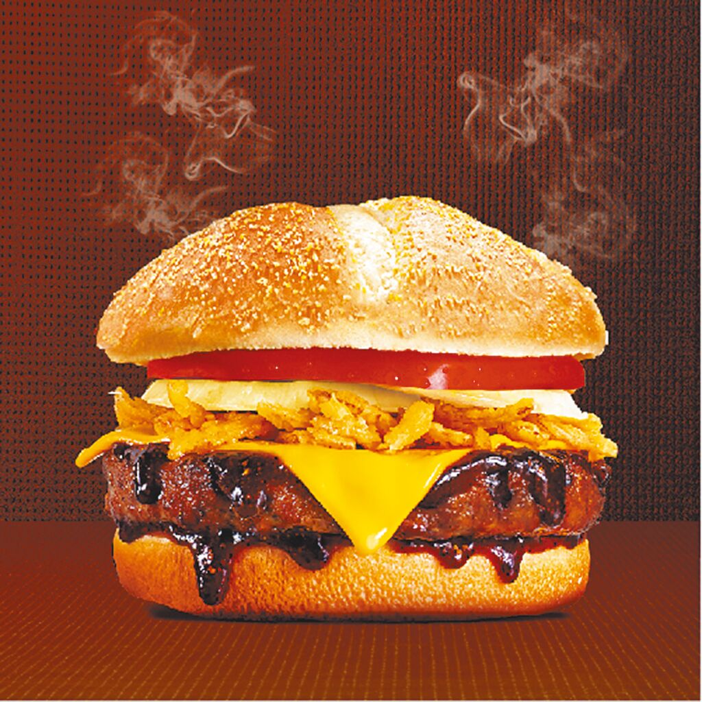 漢堡王8月17日前「安格斯牛肉系列」套餐第2套半價。（漢堡王提供）