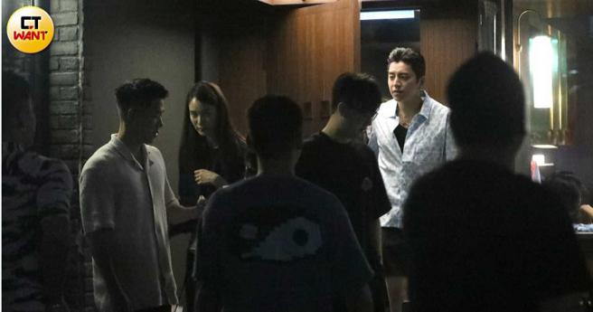 本刊上月直击王大陆独自参加好兄弟柯震东的生日派对。（图／本刊摄影组）