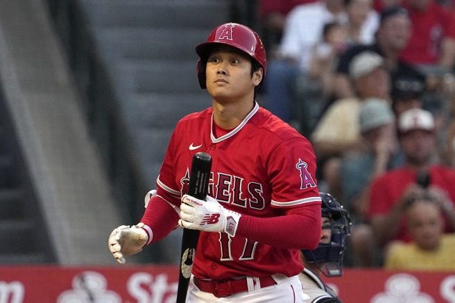 大谷翔平独居三垒安打王。（美联社）