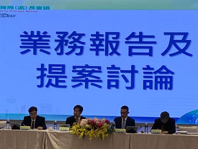 全国教育局处长会议在淡水举行，教育部长潘文忠表示，将增加补助各县市来建立教师谘商辅导支持体系。（林志成摄）