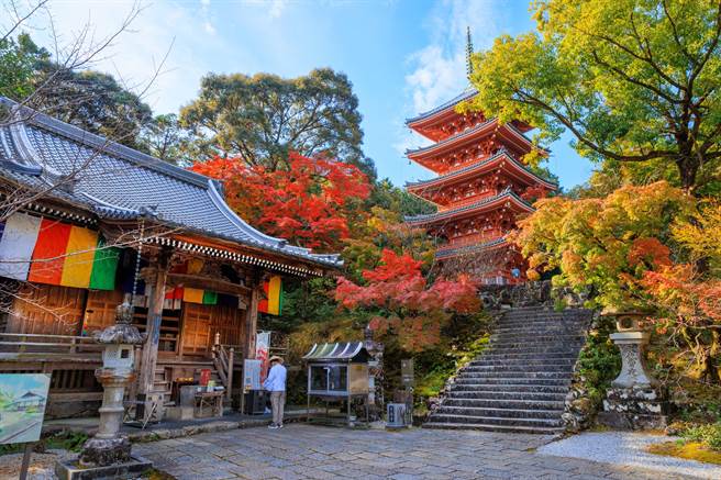 竹林寺賞楓頗有盛名，吸引旅客前往。（燦星旅遊提供）