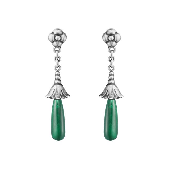 乔治杰生MOONLIGHT BLOSSOM台湾限定月光花语纯银孔雀石耳环，1万9800元。（Georg Jensen提供／陶福媛台北传真）