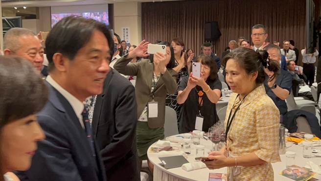 賴清德今晚出席「安倍昭惠夫人歡迎晚宴．音樂會」。（王揚傑攝）★《中時新聞網》關心您：飲酒過量，有礙健康。酒後不開車，安全有保障！