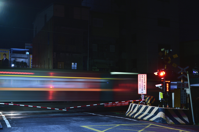 一名女子日前下班遇到遊民乞討。（圖／示意圖，達志影像）