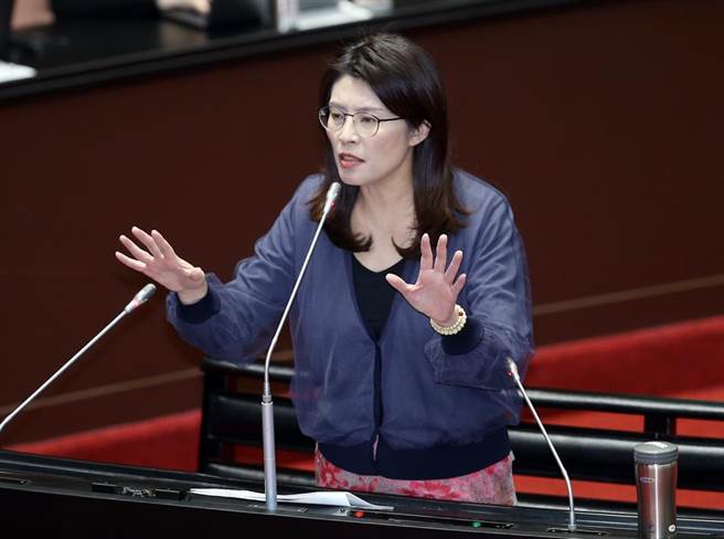 国民党不分区立委郑丽文主张「换侯」引发不小争议。（资料照）