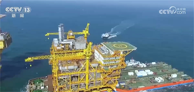 大陆渤海首个千亿方大气田工程建设获重大进展。（大陆央视）