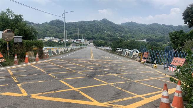 台中市东势区埤丰桥工程预订7月24日开始封闭，东势警分局将派遣员警及协请义交人员于各路口引导改道，并建议卓兰地区各型汽、机车辆改走台3线通勤。（东势警分局提供／潘虹恩台中传真）