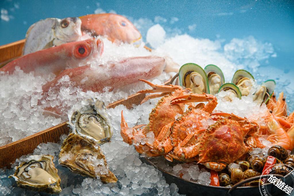 漢來海港自助餐廳向來以新鮮、澎湃的生猛海鮮著稱於台灣Buffet界